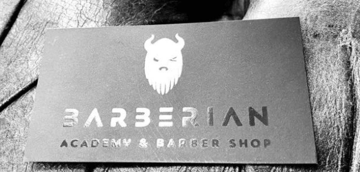 Barberian Academy&Barber Shop Emilii Plater Warszawa Obrazek 